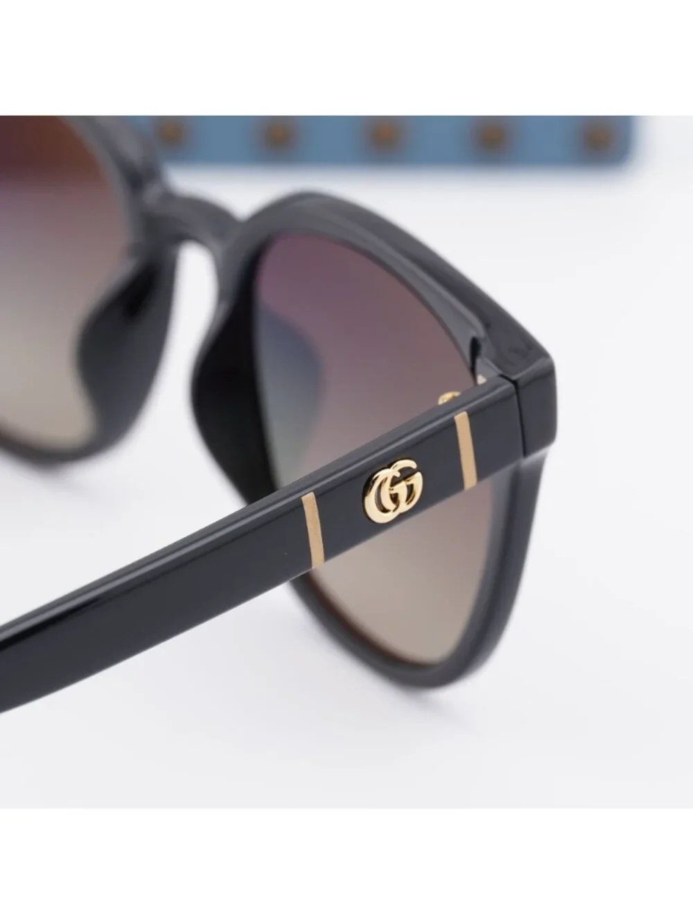 Gucci model gg1122sa